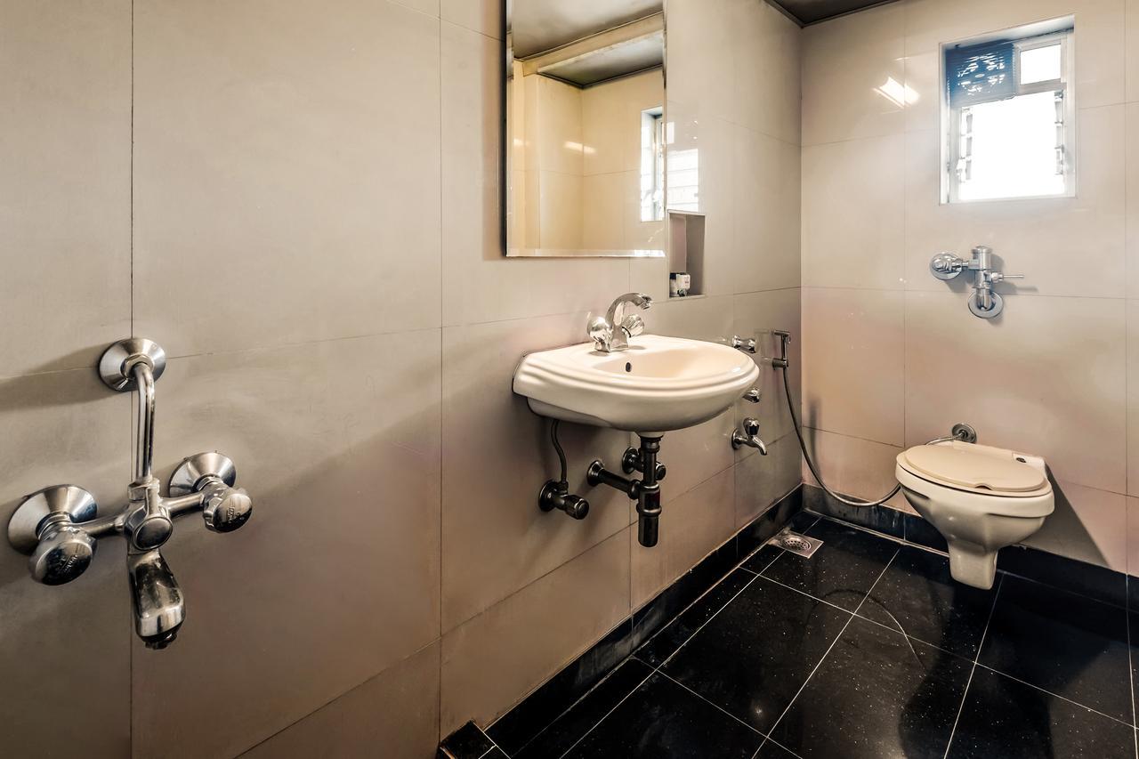 Oyo Flagship 561 Host Inn Мумбаї Екстер'єр фото