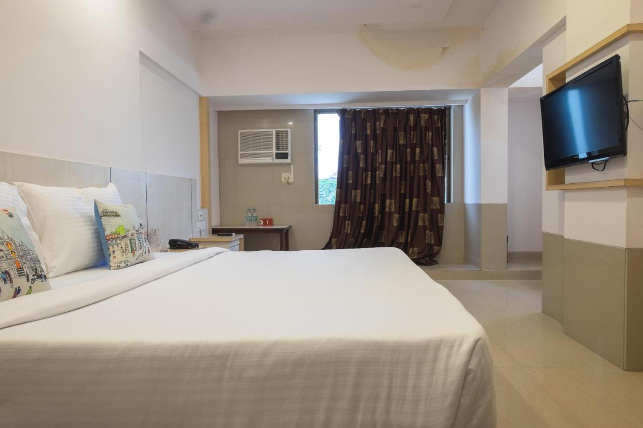 Oyo Flagship 561 Host Inn Мумбаї Екстер'єр фото